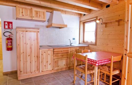 Barcis Apartamento | Apartment Albergo Diffuso - Cjasa de Barce-1 by Interhome
