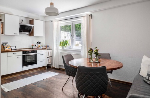 Kollnau Apartamento | Apartamento 'Albi' con vistas a la montaña, terraza compartida y Wi-Fi