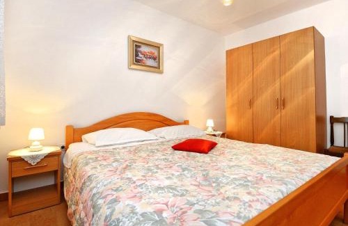 Valica Apartamento | Apartment Albina-2 by Interhome