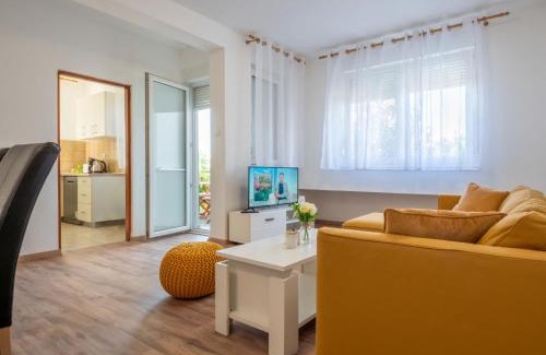 Municipality of Omisalj Apartamento | Apartment Alenka by Interhome