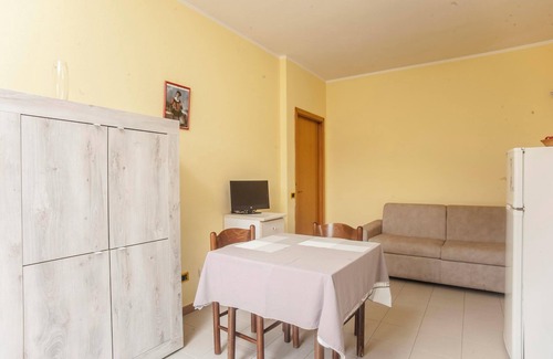 Villa San Pietro Apartamento | "Apartamento Alice" con vistas a la montaña, Wi-Fi, aire acondicionado, terraza y jardín