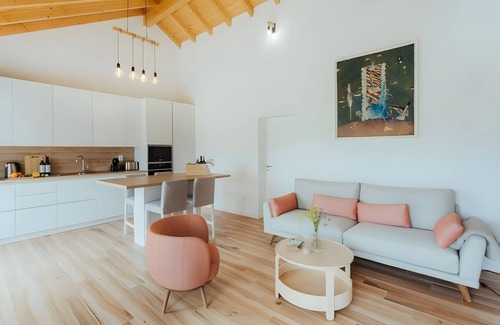 Montemor-o-Novo Apartamento | Apartamento 'Alicante' con vistas a la montaña, Wi-Fi y aire acondicionado