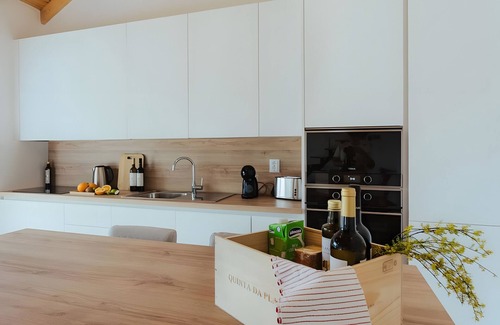 Montemor-o-Novo Apartamento | Apartamento 'Alicante' con vistas a la montaña, Wi-Fi y aire acondicionado