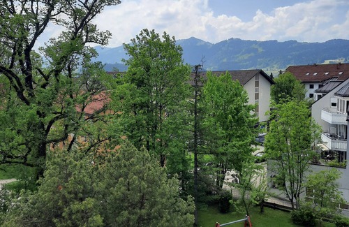 Sonthofen Apartamento | Apartamento 'Allgäu Auszeit' con balcón y Wi-Fi