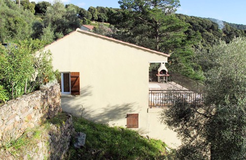 Partinello Apartamento | Apartamento Aloes by Interhome