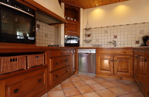 Bonneval-sur-Arc Apartamento | Apartamento 'Alpaga 14' con terraza privada, jardín compartido y Wi-Fi