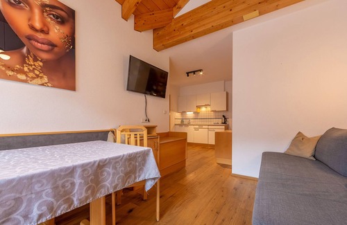 Prato alla Drava Apartamento | Apartamento 'Alpengruss Natura' con vistas a la montaña, jardín compartido y Wi-Fi