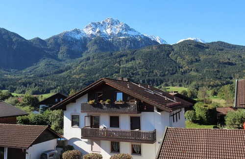 Aufham Apartamento | Apartment Alpenblick 50sqm, 1 bedroom, fireplace, balcony