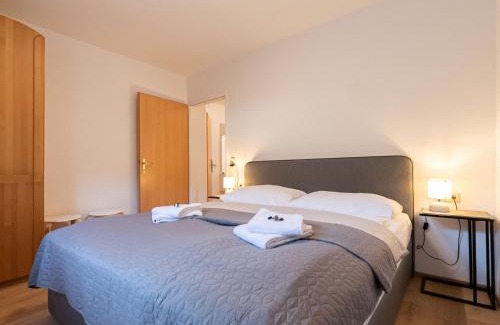 Zell am See Apartamento | Apartment Alpenchalets-2 by Interhome