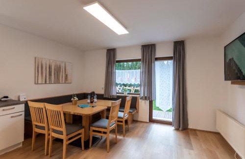 Zell am See Apartamento | Apartment Alpenchalets-5 by Interhome