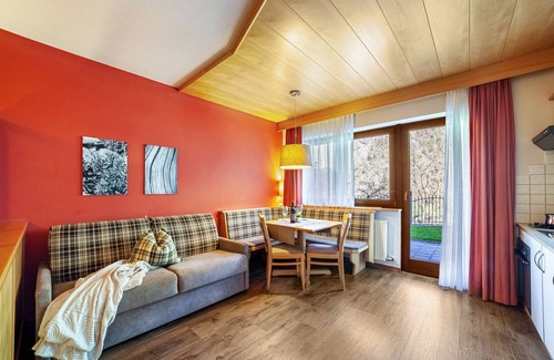 Saltusio Apartamento | Apartamento "Alpenhof Lodge Almrose" con vistas a la montaña, piscina y Wi-Fi