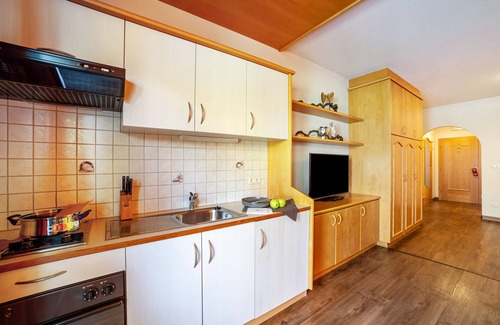 Saltusio Apartamento | Apartamento "Alpenhof Lodge Almrose" con vistas a la montaña, piscina y Wi-Fi