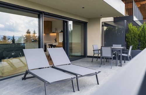 Avelengo Apartamento | Apartamento "Alpenrose Beim Lackl" con vistas a la montaña y Wi-Fi