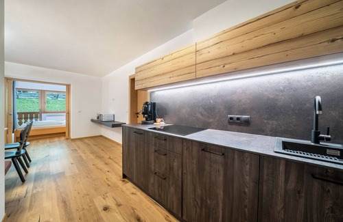 Racines Apartamento | Apartamento 'Alpenspitz Hocheck' con vistas a la montaña, jardín compartido y Wi-Fi