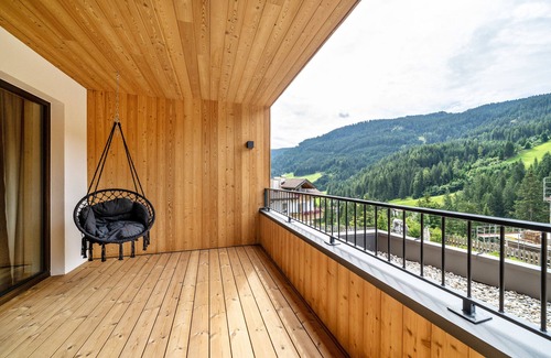 Racines Apartamento | Apartamento 'Alpenspitz Appartment Jaufen 2' con vistas a la montaña, jardín compartido y Wi-Fi