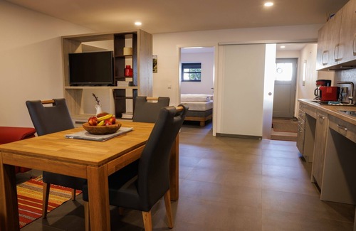 Aua Apartamento | Apartamento 'Alter Kuhstall' con terraza privada y Wi-Fi