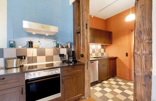 Huttenrode Apartamento | Apartamento 'Altes Pfarrhaus - Wohnung Farbwelt' con jardín privado y Wi-Fi