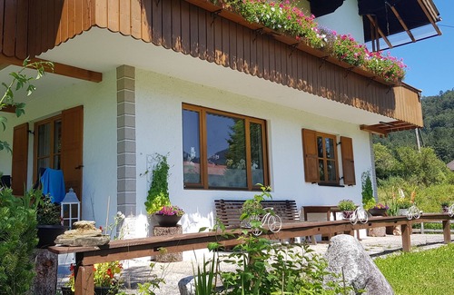 Wallgau Apartamento | Apartamento "Am alten Skihang" en la planta baja, lugar soleado y tranquilo, 80m²