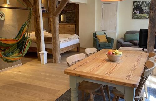 Monschau Apartamento | Apartment Am Fluss im Haus An der Rur