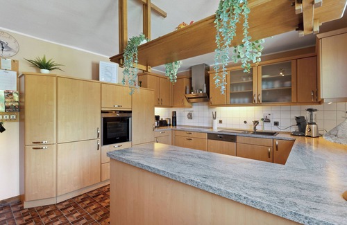 Bad Fredeburg Apartamento | Apartamento 'Am Hügel' con vistas a la montaña, terraza privada y Wi-Fi