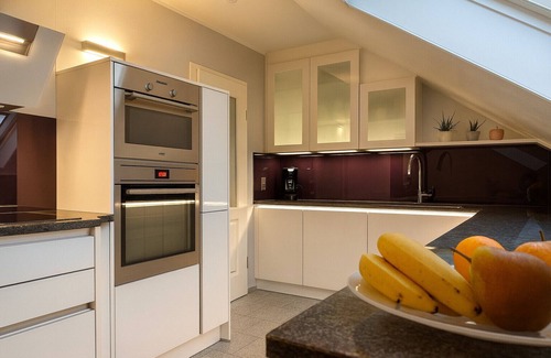 Voehl Apartamento | Apartment 'Am Wäldchen' with Shared Terrace, Shared Garden and Wi-Fi