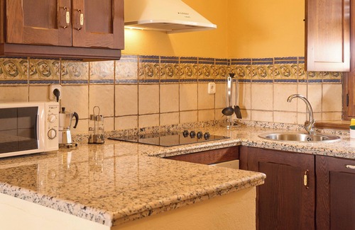 Valsequillo Apartamento | Apartamento 'Amapola' con balcón, Wi-Fi y aire acondicionado