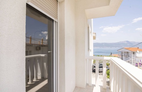 Municipality of Trogir Apartamento | Apartamento Anđa by Interhome