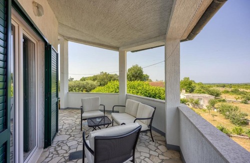 Sveti Lovrec Apartamento | Apartment Ana with Balcony