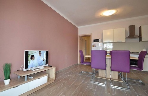 Obrovac Apartamento | Apartamento Ana by Interhome