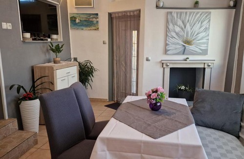 Lozica Apartamento | Apartment Ana Lozica with terrace