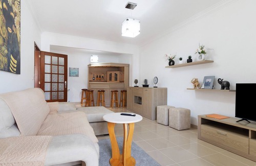 Darque Apartamento | Apartment 'Ana Residence' with Mountain View and Wi-Fi
