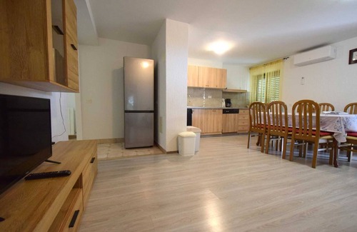 Njivice Apartamento | Apartment Angie 1 on the ground floor
