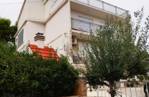 Seget Donji Apartamento | Apartment Aniva - 50 m from the sea