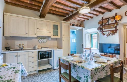 Casale Marittimo Apartamento | Apartment Anna's House by Interhome