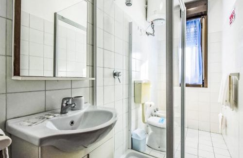 Rosapineta Apartamento | Apartment Antony by Interhome