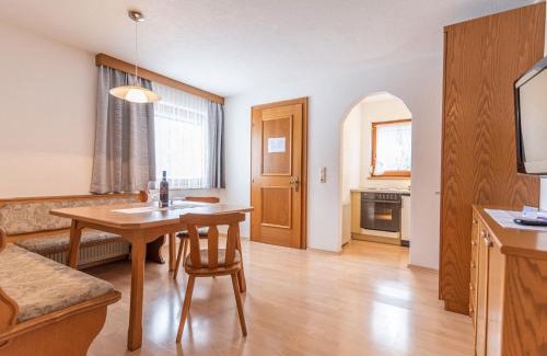 Kappl Apartamento | Apartment Apart Romantica-3 by Interhome