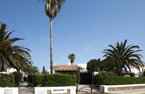 Son Xoriguer Apartamento | Apartamento 'Apartamento 1 Dormitorio II' con terraza privada y jardín compartido
