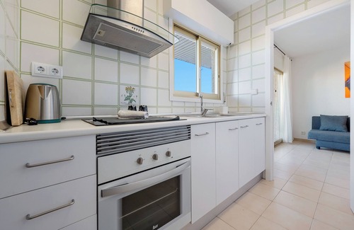 Centro de Salou Apartamento | Apartamento 'Apartamento Ct' con piscina compartida, Wi-Fi y aire acondicionado