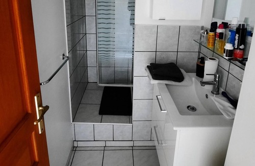 Maubeuge Apartamento | Apartamento-Apartamento-Baño con bañera