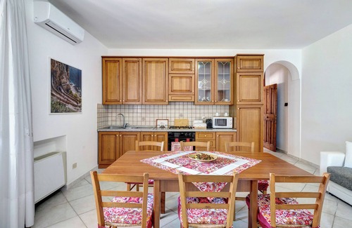 Nerano Apartamento | Apartamento 'Appartamento Capri' con vistas al mar, Wi-Fi y aire acondicionado