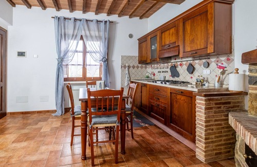 Catabbio Apartamento | Apartamento 'Appartamento Silver' con piscina compartida y jardín compartido