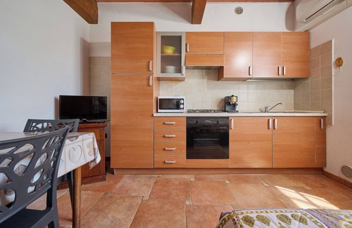 Gavorrano Apartamento | Apartamento 'Appartamento Sofia' con piscina compartida, Wi-Fi y aire acondicionado