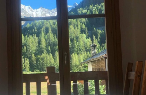 Cogne Casa | Apartamento 'Appartamento 2' con balcón y Wi-Fi
