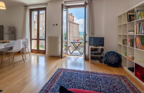Carru Apartamento | Apartment Appartamento Il Castello in Carrù - 3 persons, 1 bedrooms