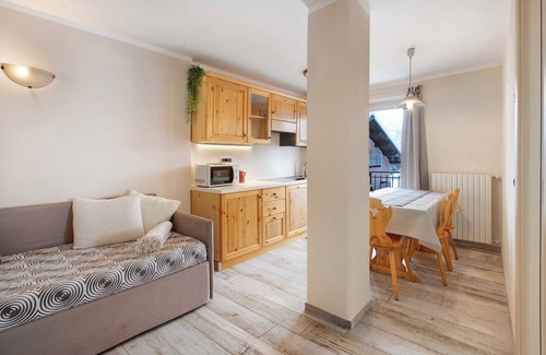 San Rocco Apartamento | Apartamento 'Appartamento Zefiro' con vistas a la montaña, balcón y Wi-Fi