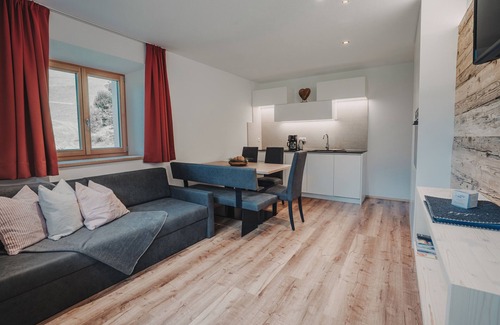 Valle Aurina Apartamento | Apartamento 'Appartement Hochfeld' con vistas a la montaña, terraza compartida y Wi-Fi