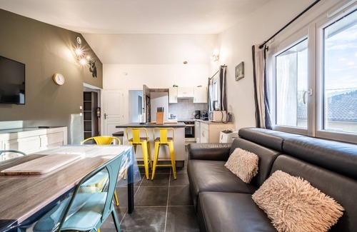 Allinges Apartamento | Apartamento 'Appartement Coté Montagne' con vistas a la montaña, aire acondicionado