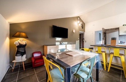 Allinges Apartamento | Apartamento 'Appartement Coté Montagne' con vistas a la montaña, aire acondicionado