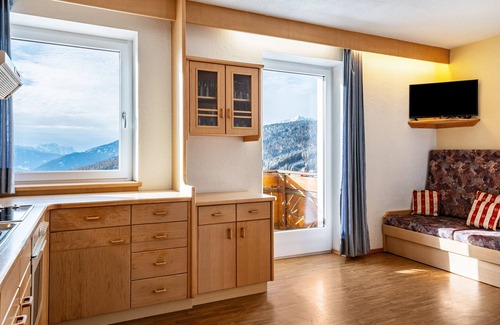Maranza Apartamento | Apartamento 'Apt Sellablick' con vistas a la montaña, terraza privada y Wi-Fi