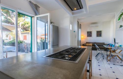 Marina di Cecina Apartamento | Apartment Apt Via Toselli by Interhome
